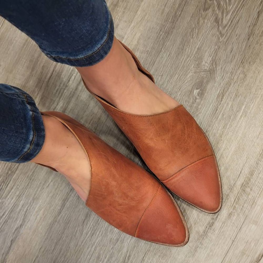 Free People Royale Flat Leather Wine size 38 EU Bohemian Shoes